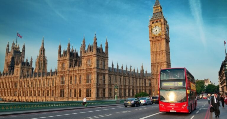 10 Best Places to Visit in United Kingdom